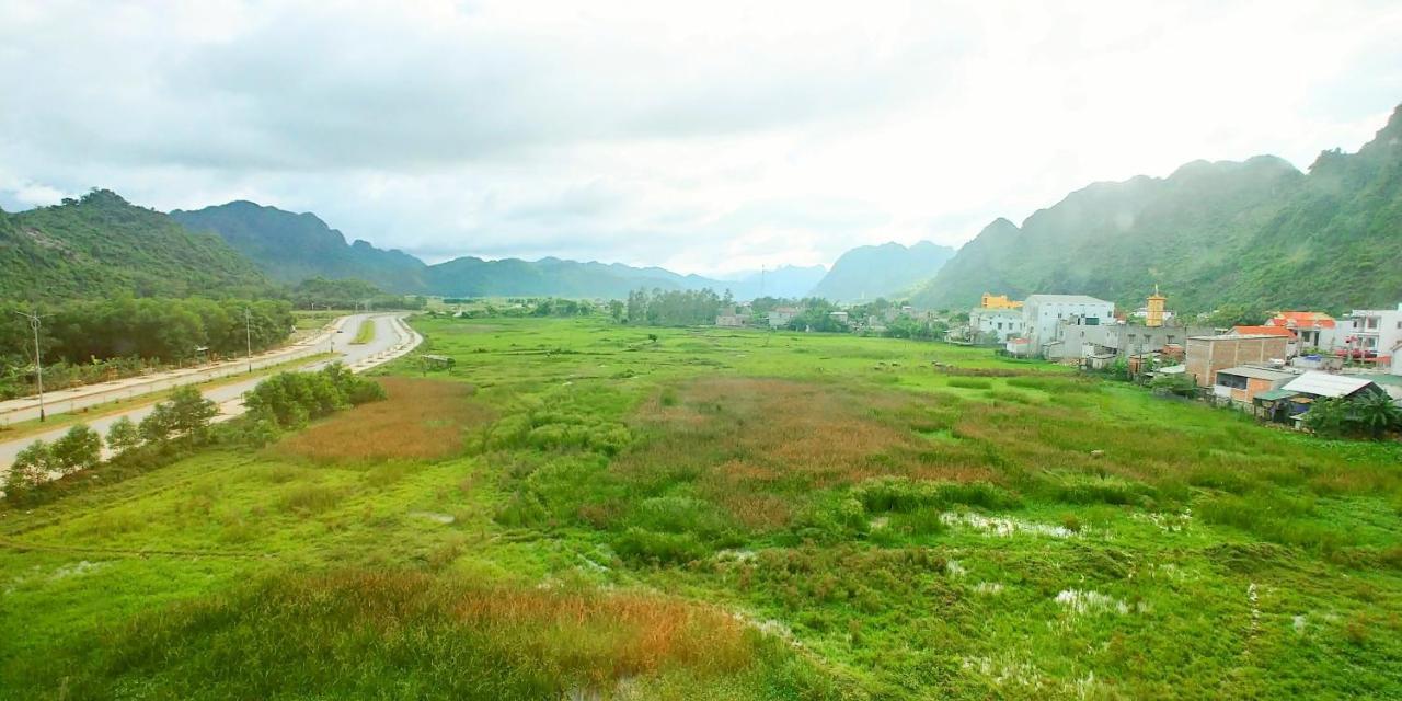 Trung Duc Hotel Фонгня Экстерьер фото