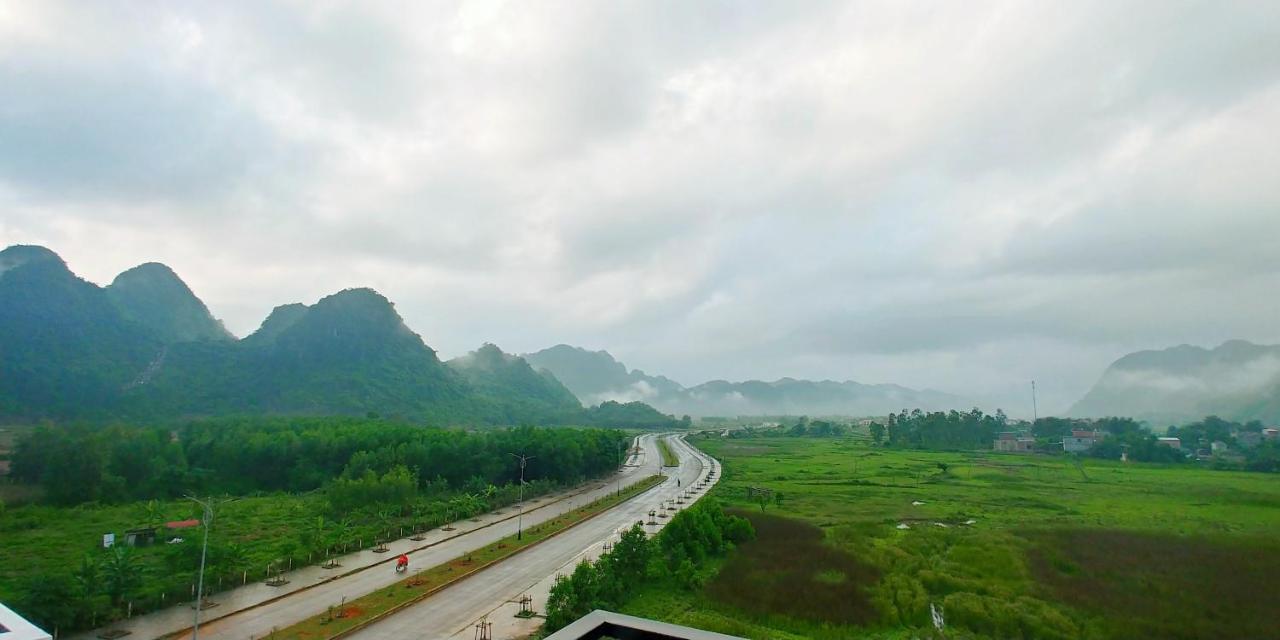 Trung Duc Hotel Фонгня Экстерьер фото