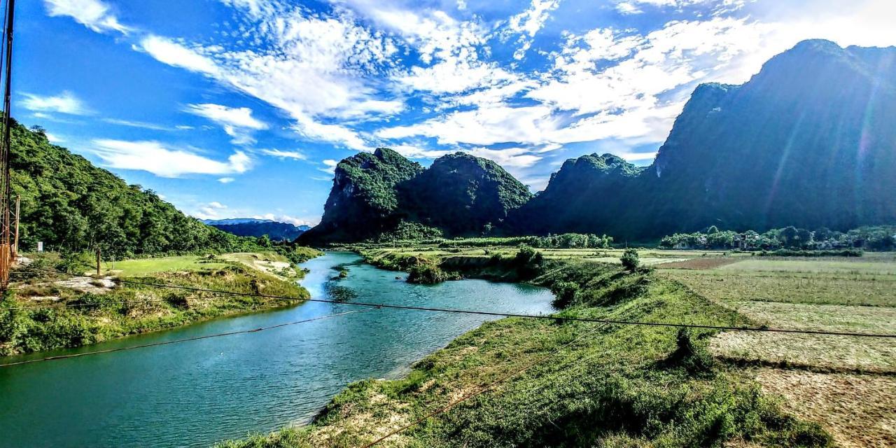 Trung Duc Hotel Фонгня Экстерьер фото